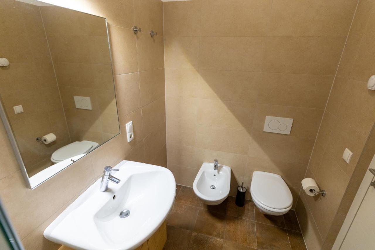 Agalma Apartment Brunico Bagian luar foto
